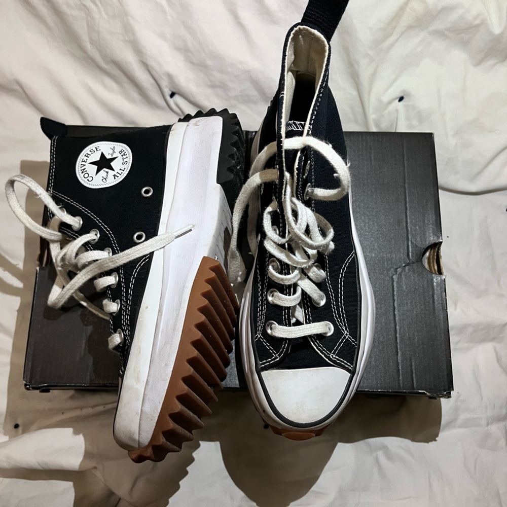 Run Star Hikes lugged converse| Black and white| 6.5 W - Picture 4 of 4